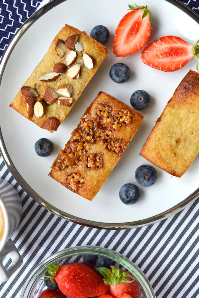 Financiers aux bananes rôties
