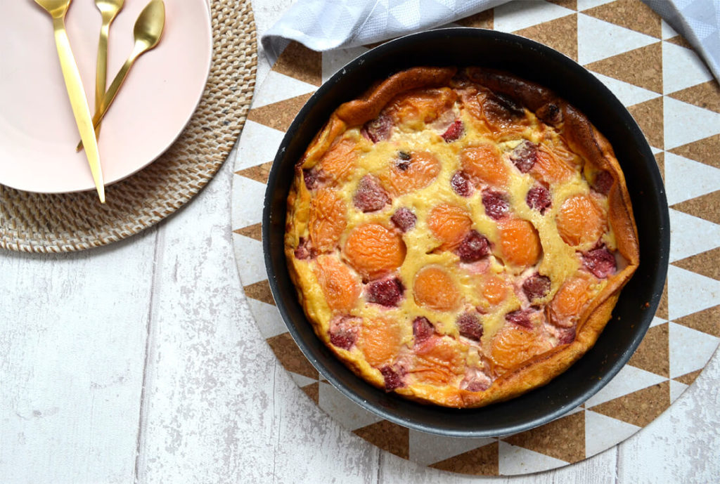 Clafoutis facile abricot fraise
