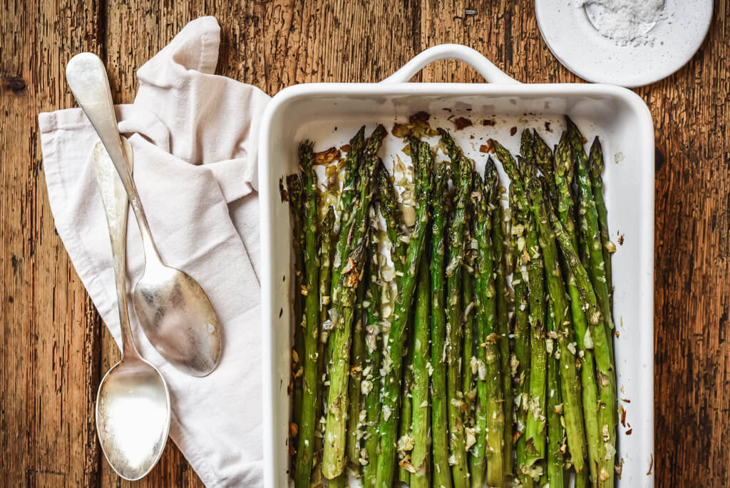 Asperges vertes à l'ail